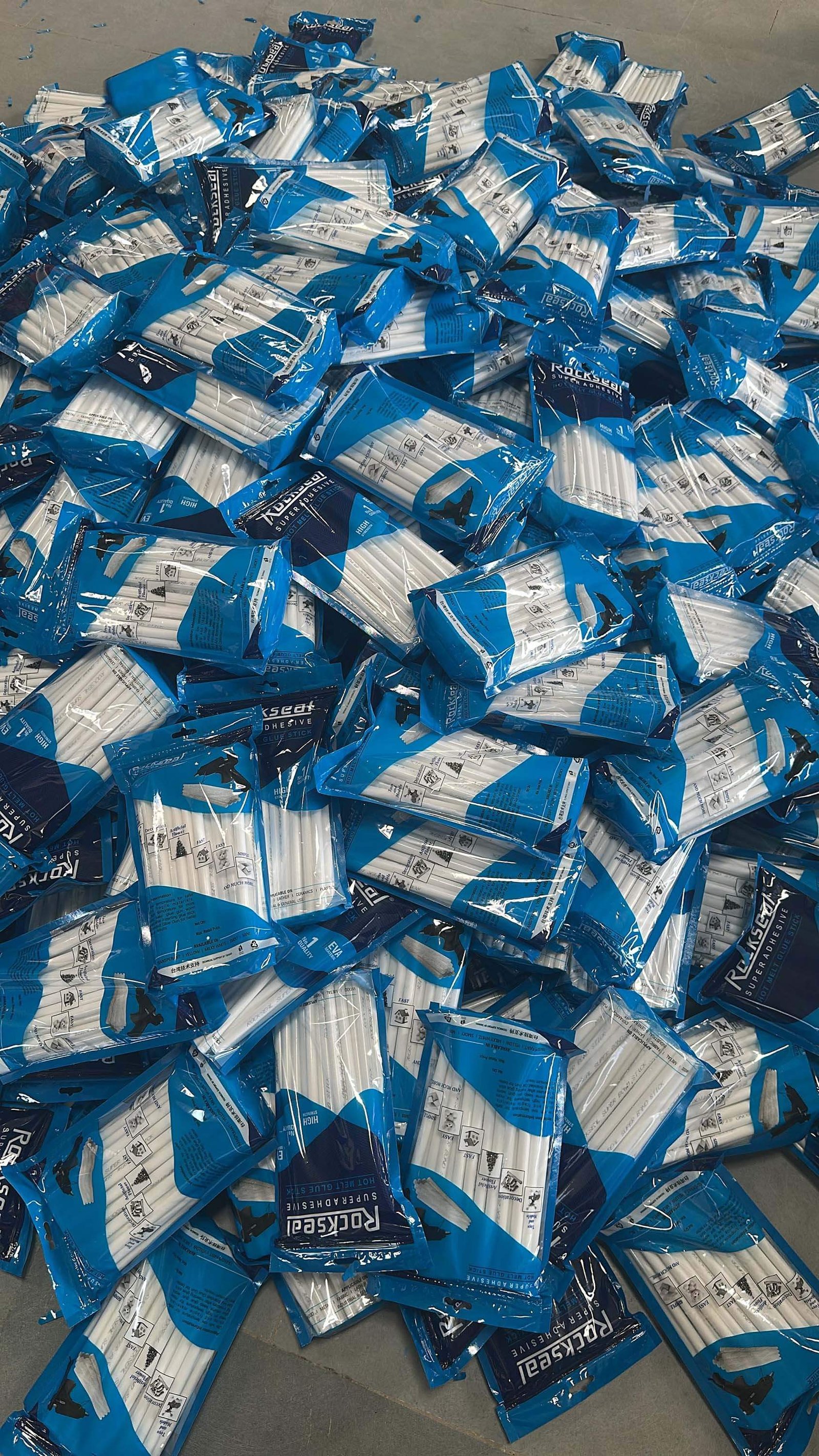 Mass Pouch Retail Stock